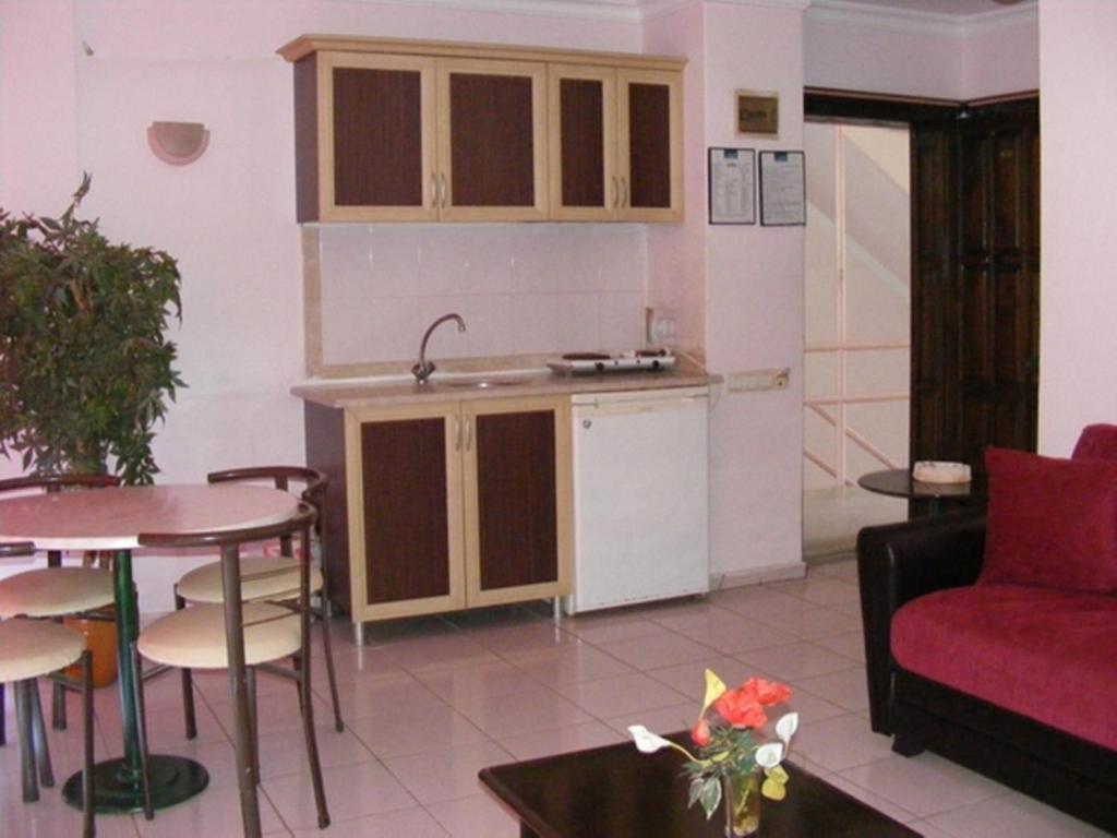 Antik Apart&Hotel Marmaris Buitenkant foto